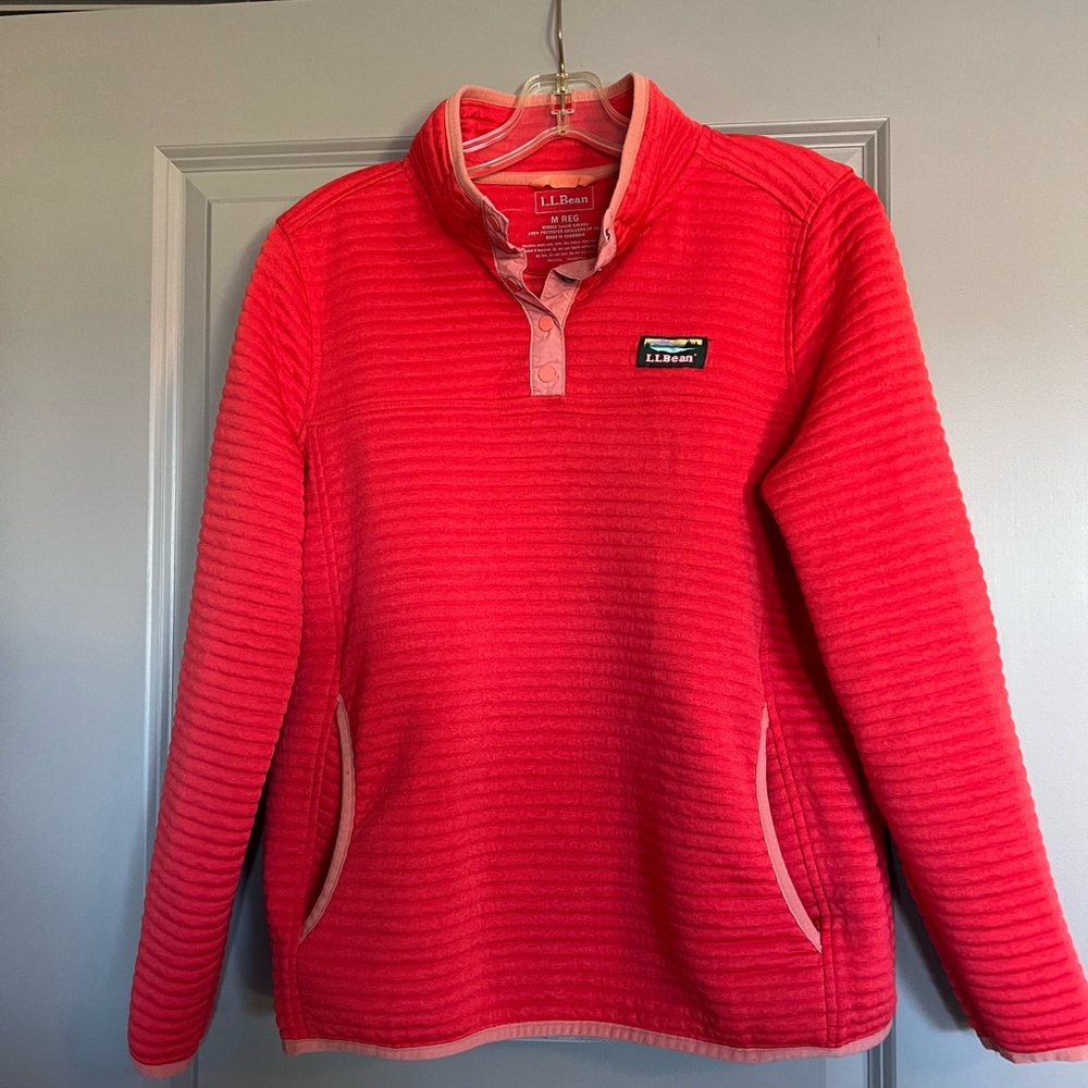 L.L. Bean Coral and Pink Button-Up Top Size Medium